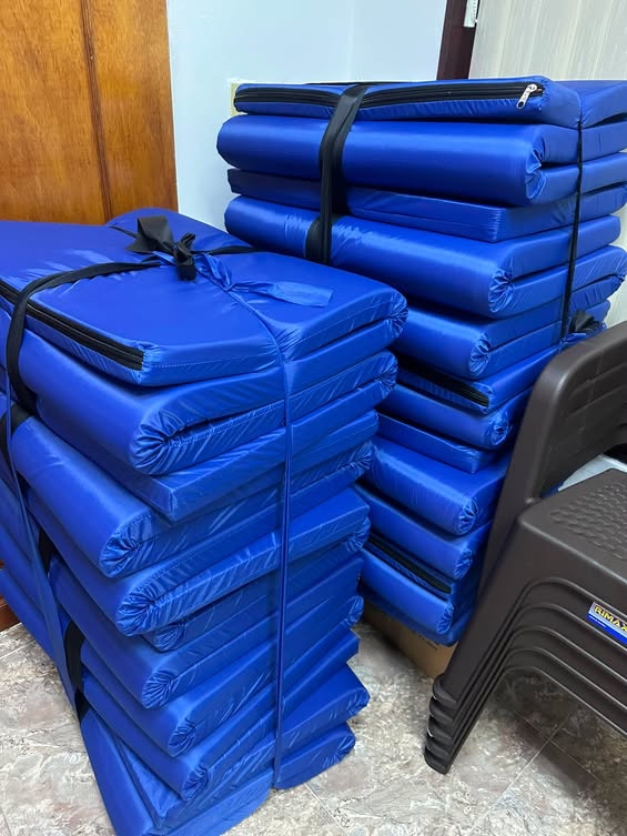 Mattresses purchased in Colombia for families affected by the earthquake